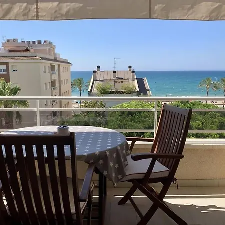 Penthouse W/ Sea View, Pool & * Calafell